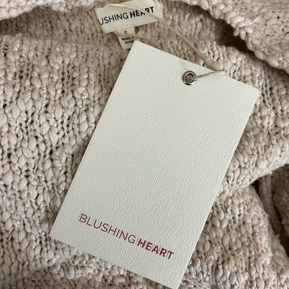 Blushing Heart Beige Long Sleeve Cardigan
New - Picture 8 of 8